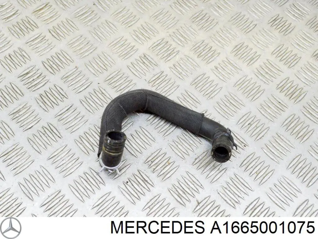 Do koszyka A1665001075 Mercedes Przewód (króciec) chłodnicy górny