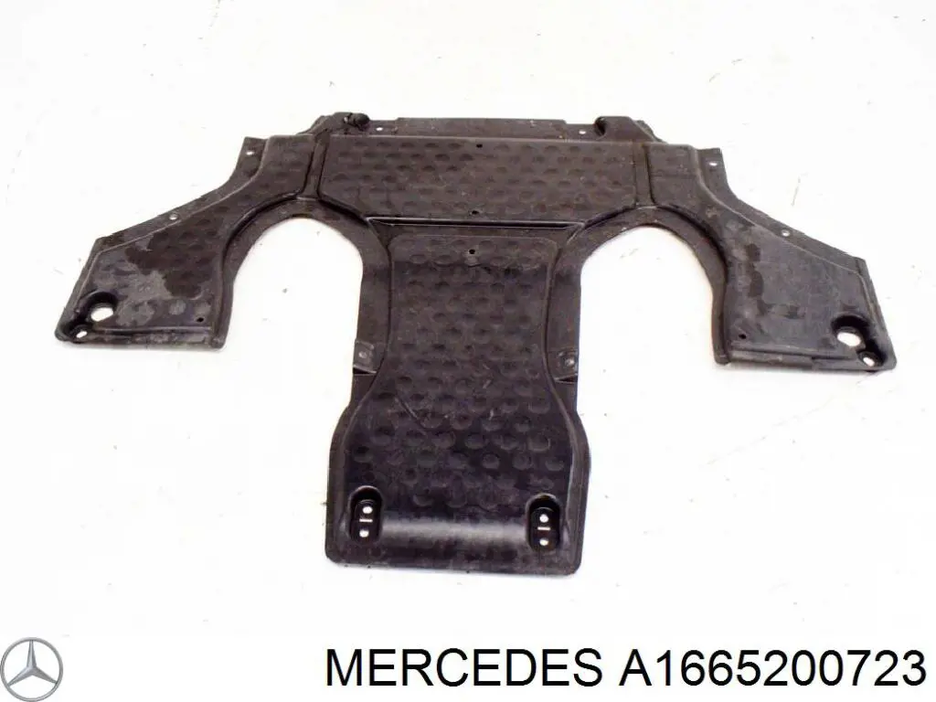 Osłona silnika przednia Mercedes A1665200723 cena, od 114,62 USD
