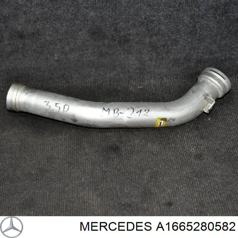 A1665280582 Mercedes Przewód (króciec) intercoolera