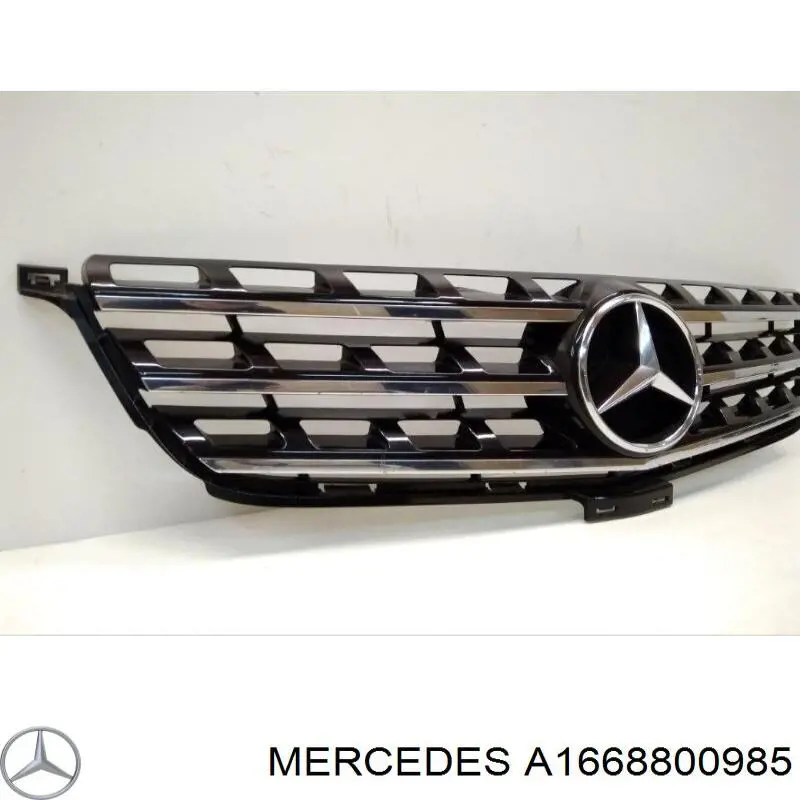 Atrapa chłodnicy Mercedes A1668800985 cena, od 126,54 USD