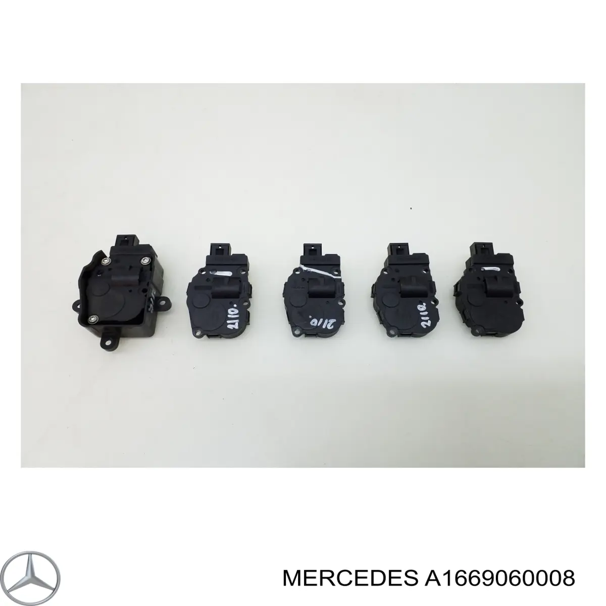 Silniczek sterujący klapą recyrkulacji powietrza Mercedes A1669060008 cena, od 83,43 USD