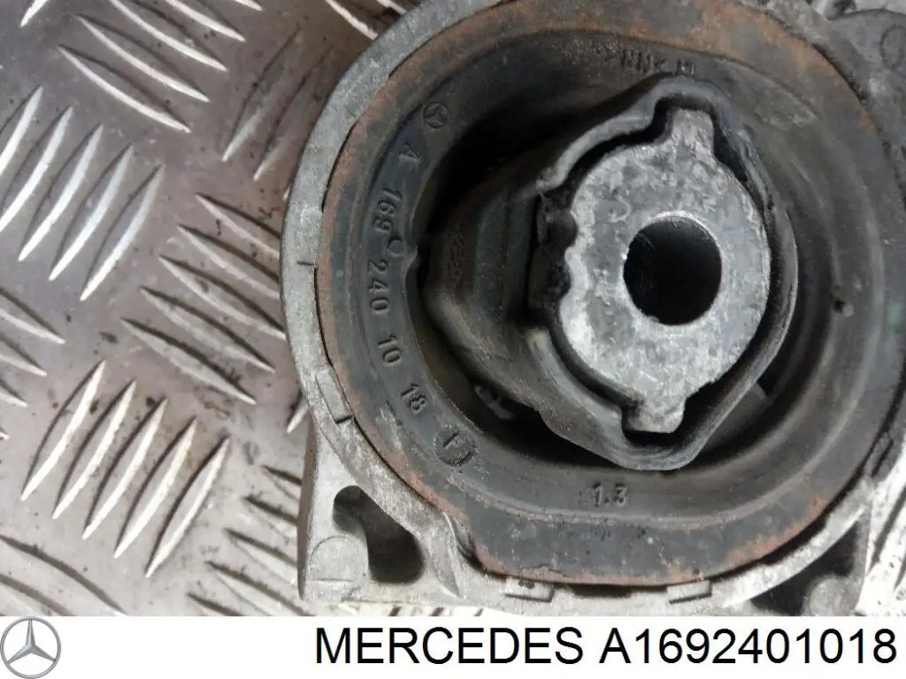 Do koszyka A1692401018 Mercedes Poduszka (podpora) silnika prawa tylna