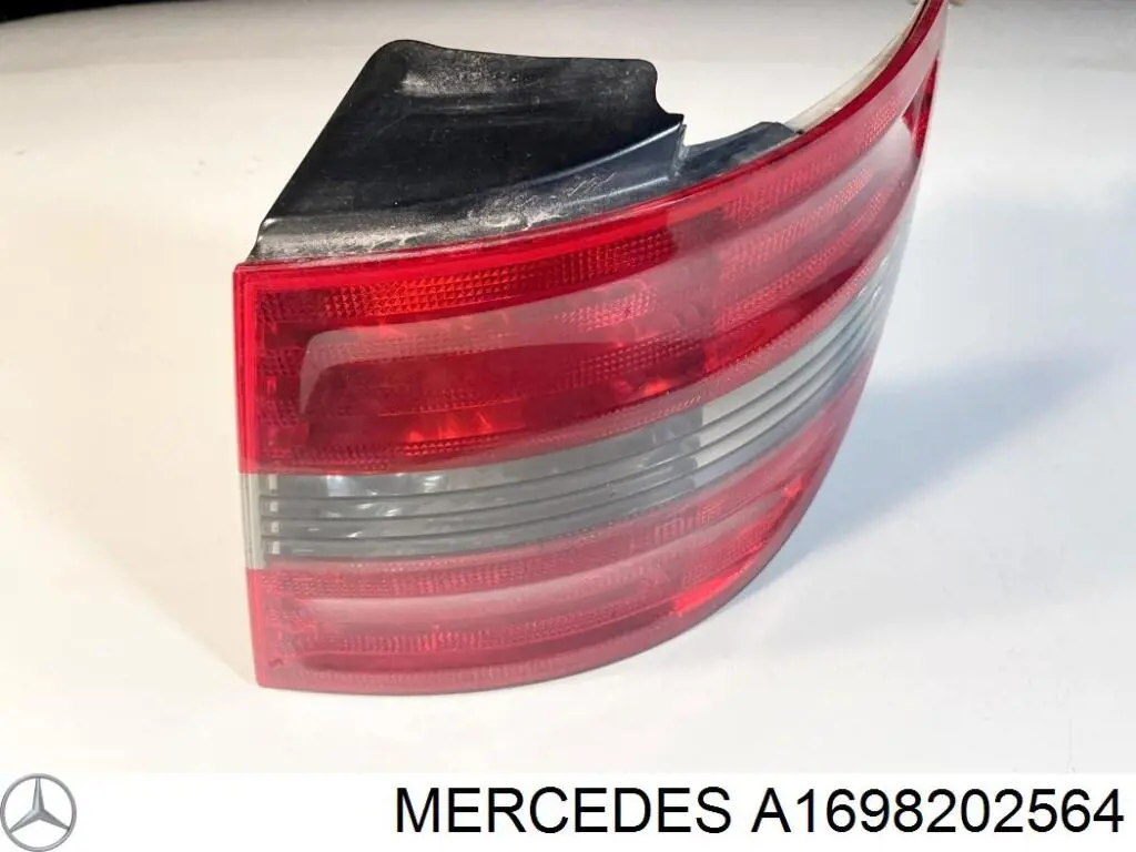 A1698202564 Mercedes Lampa zespolona tylna lewa zewnętrzna