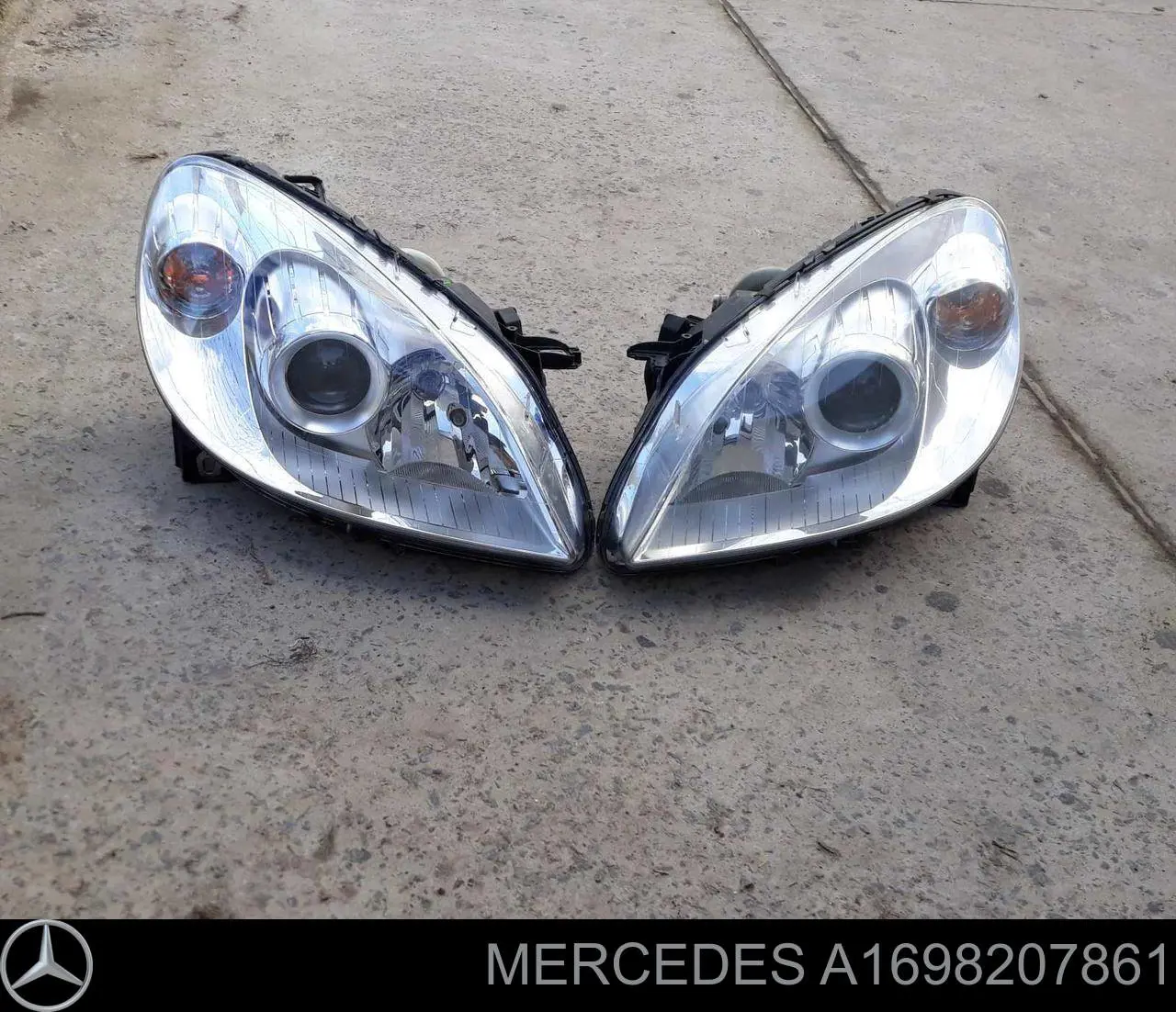 Reflektor prawy Mercedes A1698207861 cena, od 204,31 USD
