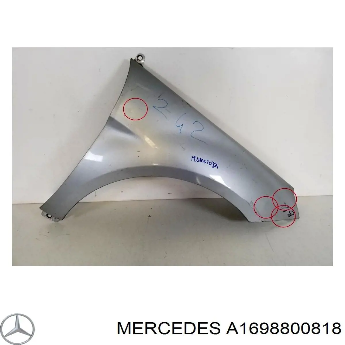 A1698800818 Mercedes Błotnik przedni prawy