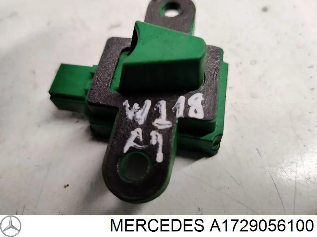 Czujnik AIRBAG przedni Mercedes A1729056100 cena, od 37,47 USD