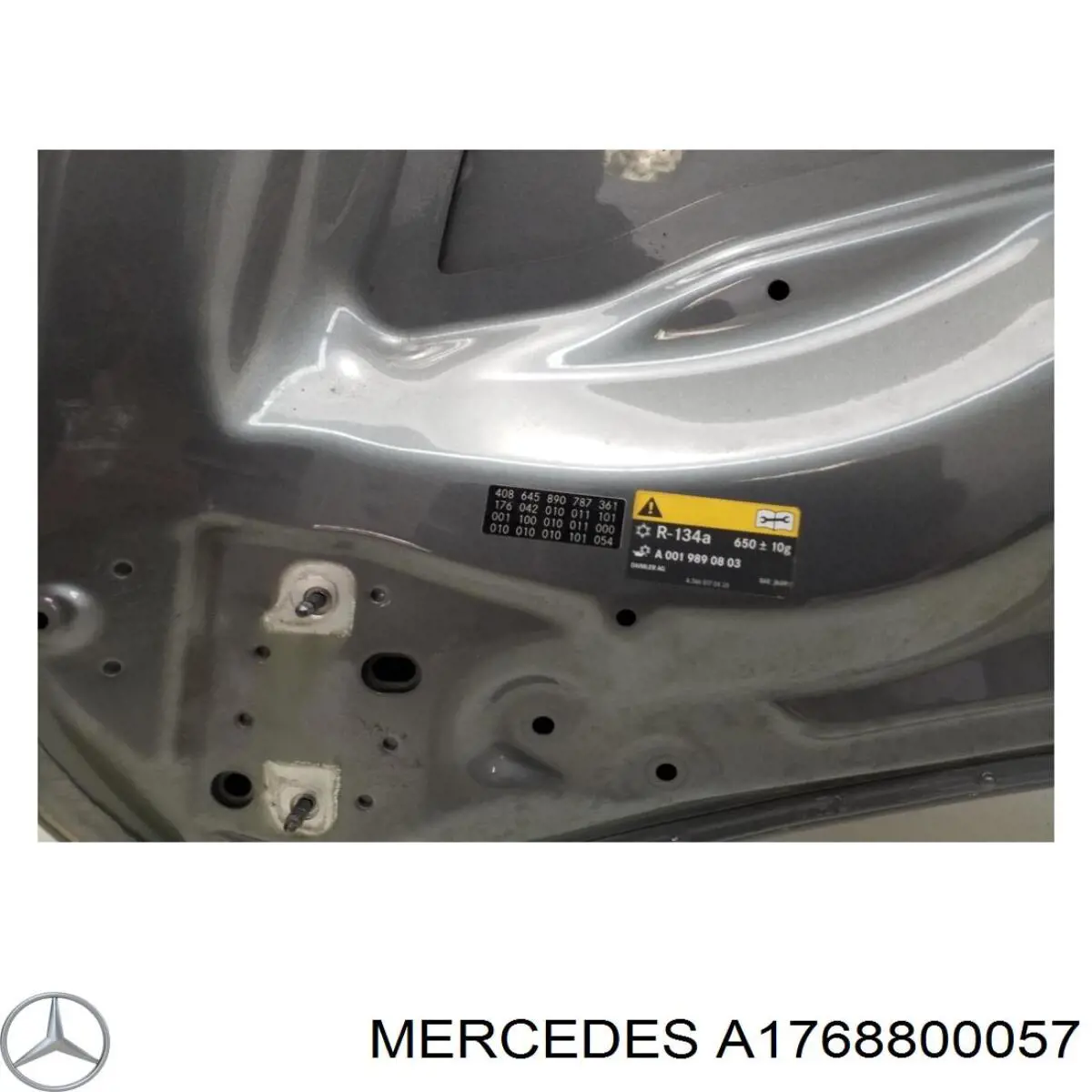 Do koszyka A1768800057 Mercedes Maska silnika