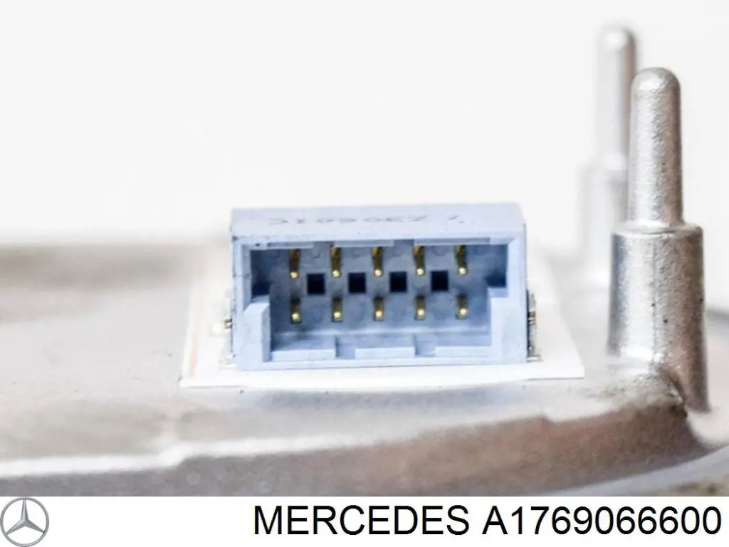 Do koszyka A176906660064 Mercedes 