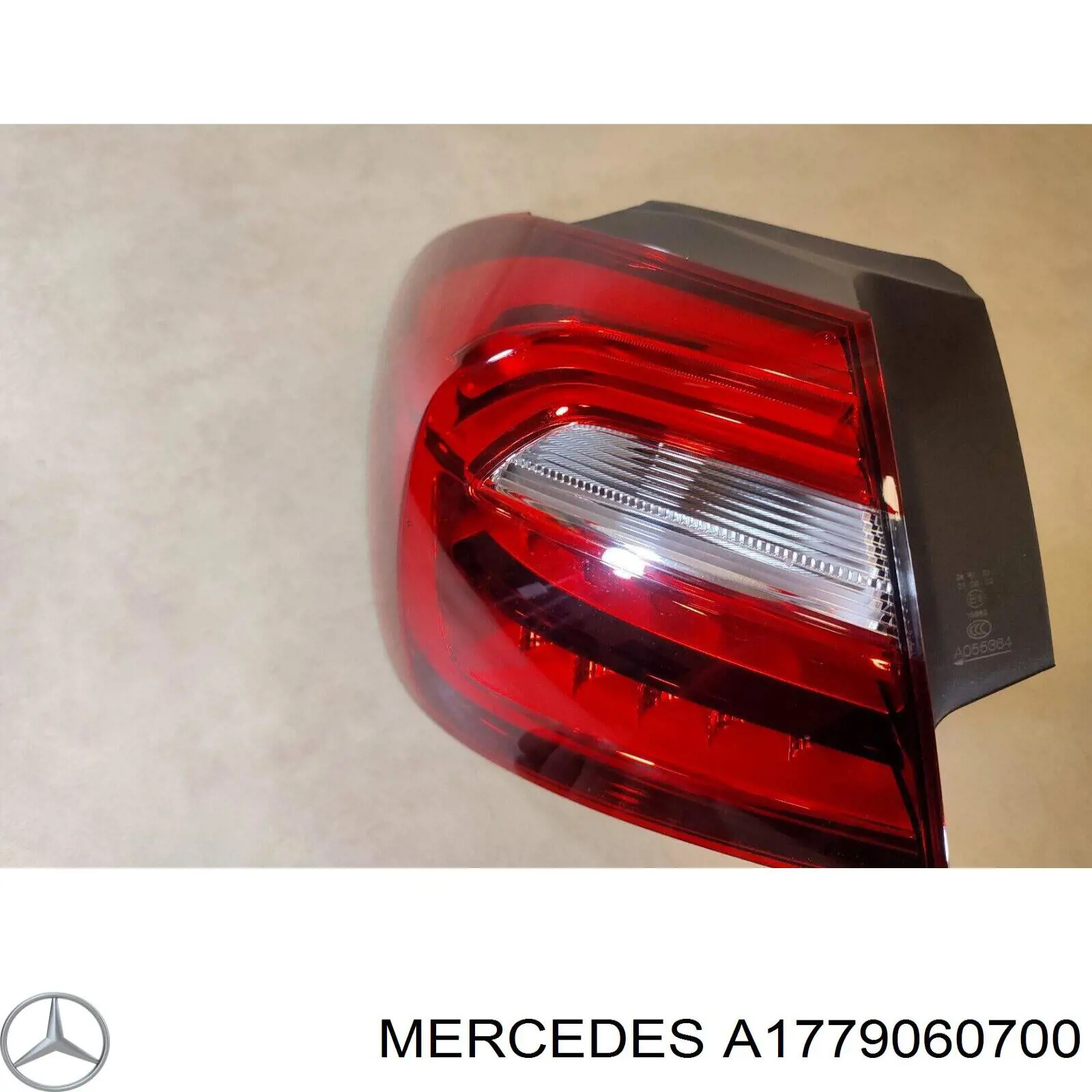 Lampa zespolona tylna lewa do Mercedes A  W177