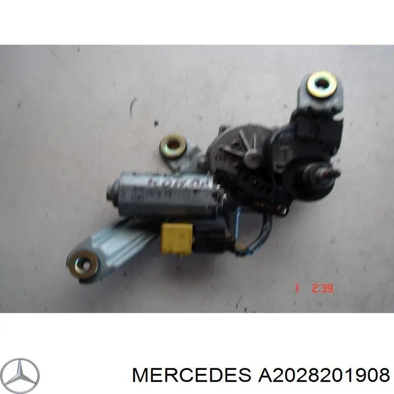 Silniczek wycieraczki tylnej szyby do Mercedes C  S202