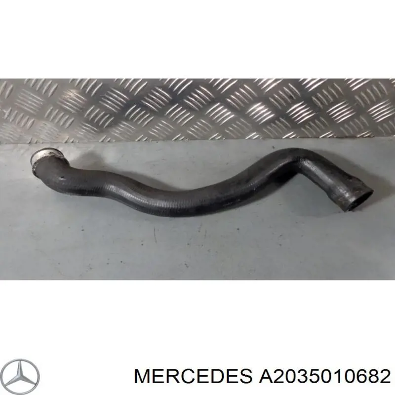 Przewód (króciec) chłodnicy dolny Mercedes A2035010682 cena, od 28,85 USD