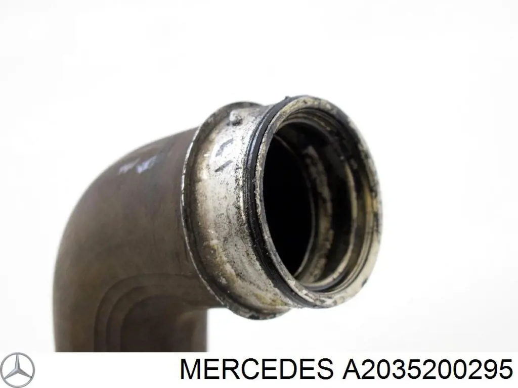 Przewód (króciec) intercoolera Mercedes A2035200295 cena, od 47,36 USD