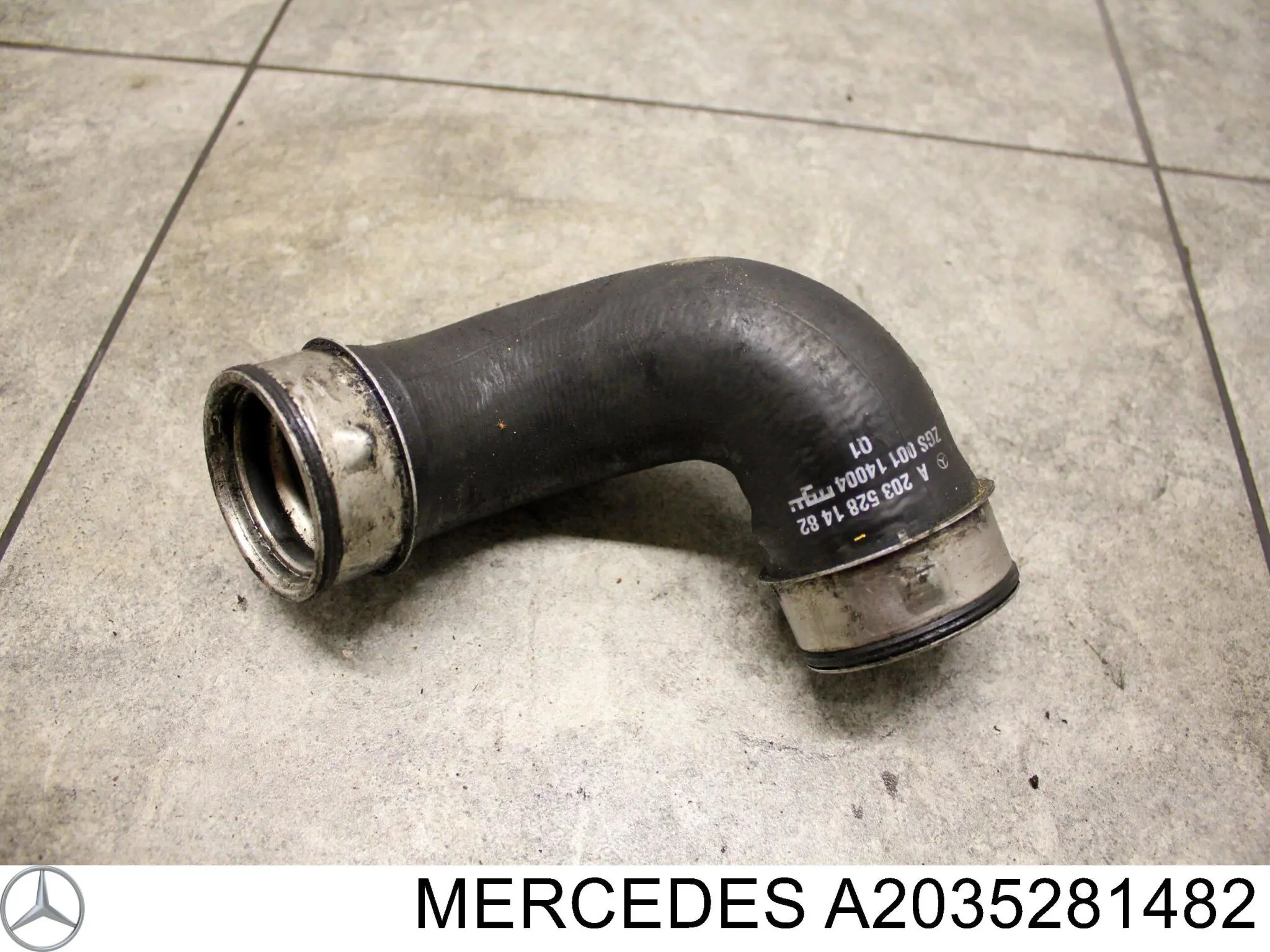Przewód (króciec) intercoolera Mercedes A2035281482 cena, od 43,35 USD