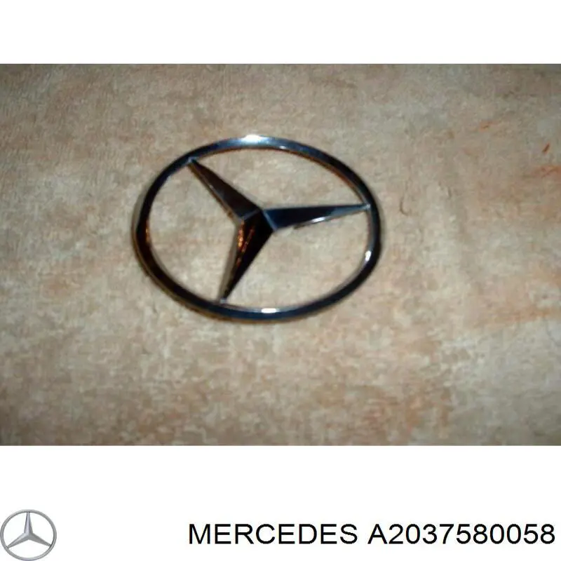 Emblemat na klapę bagaznika (znaczek firmowy) Mercedes A2037580058 cena, od 48,75 USD