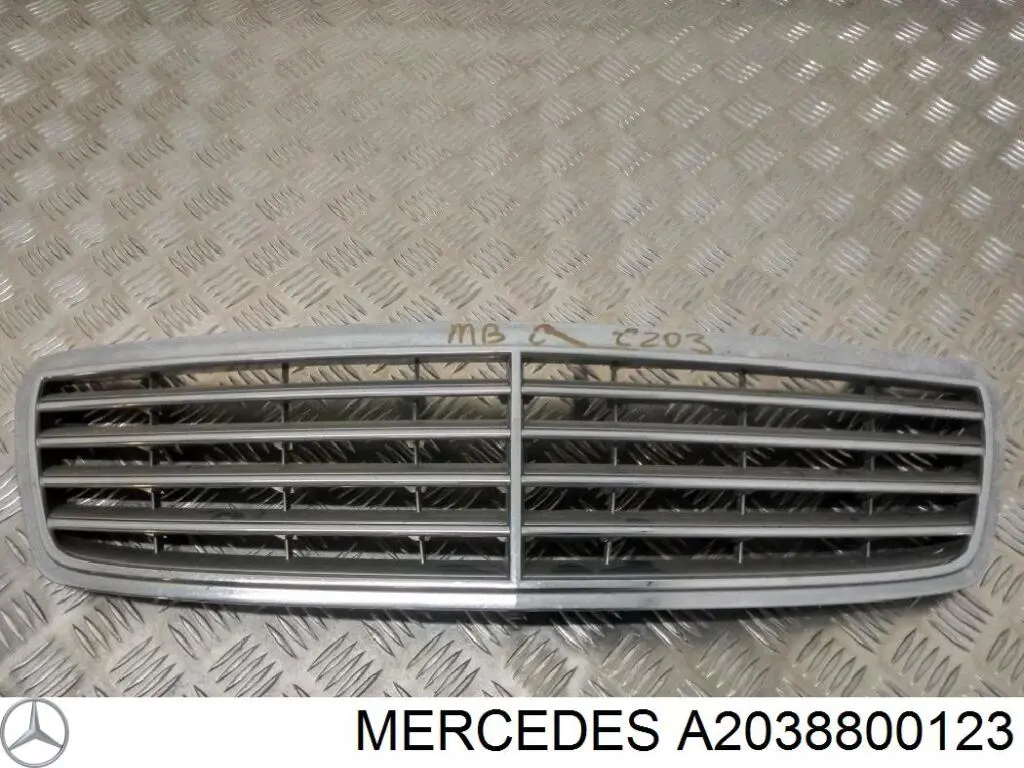 Do koszyka A2038800123 Mercedes Atrapa chłodnicy