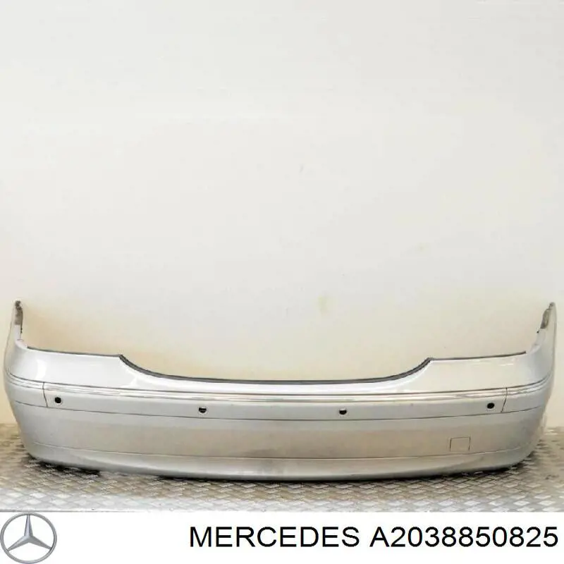 A2038850825 Mercedes Zderzak tylny