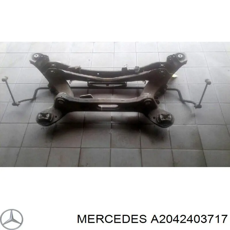 Poduszka (podpora) silnika prawa Mercedes A2042403717 cena, od 112,37 USD