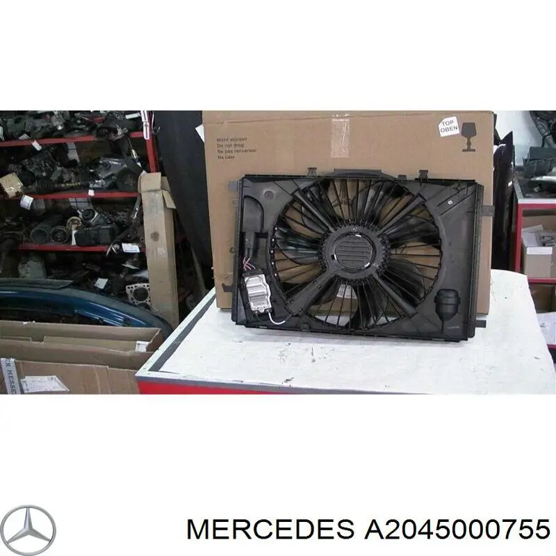 Dyfuzor chłodnicy, w komplecie z silnikiem i wirnikiem Mercedes A2045000755 cena, od 386,48 USD