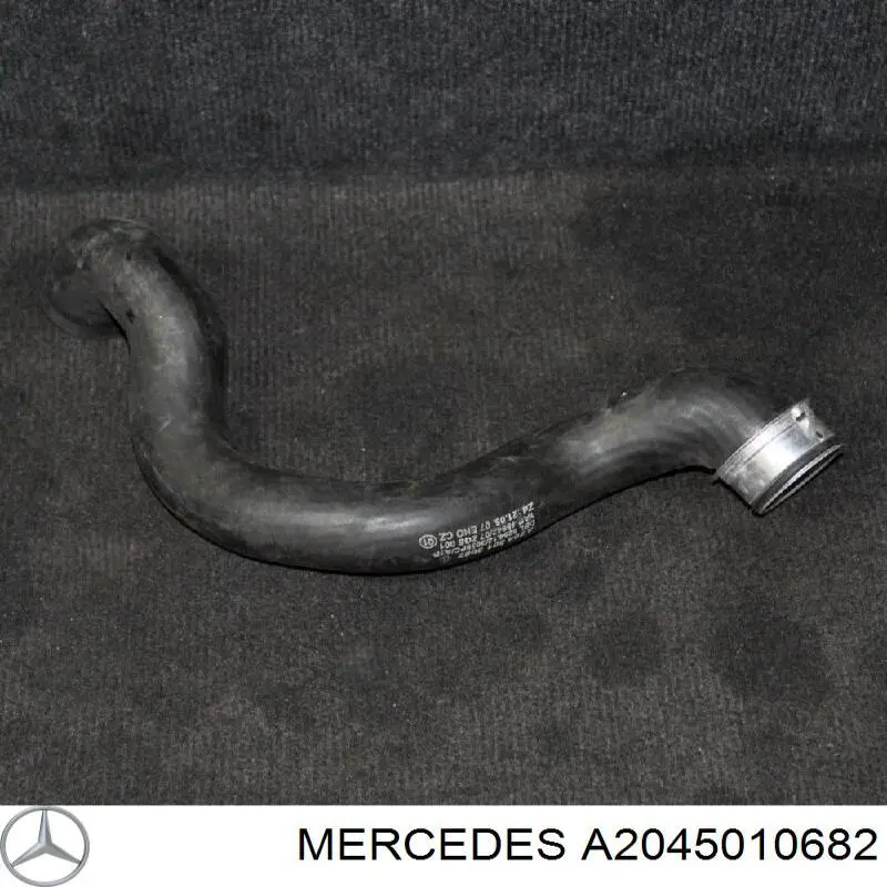 Do koszyka A2045010682 Mercedes Przewód (króciec) chłodnicy dolny