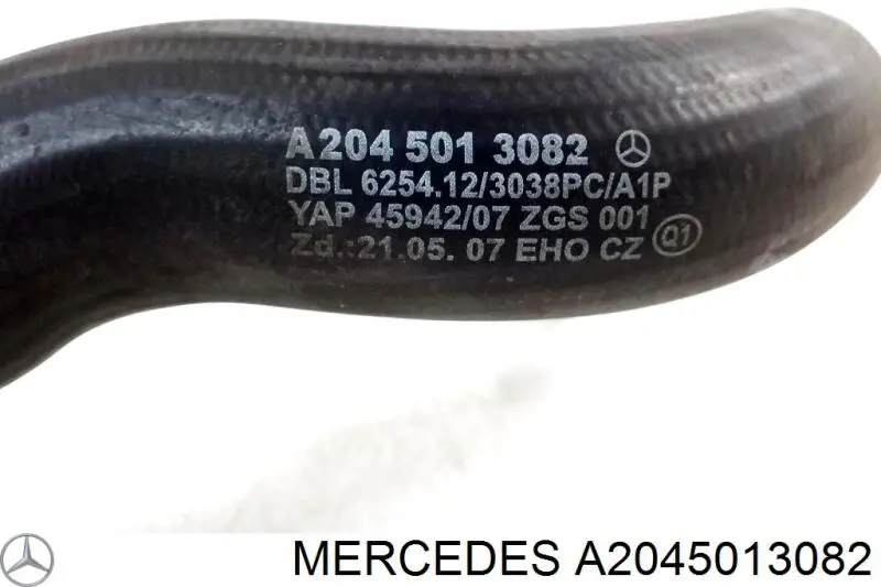 Do koszyka A2045013082 Mercedes Przewód (króciec) chłodnicy dolny