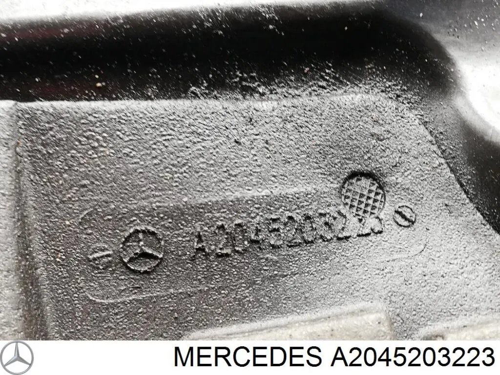 Osłona silnika, miski (przedziału silnika) Mercedes A2045203223 cena, od 46,47 USD