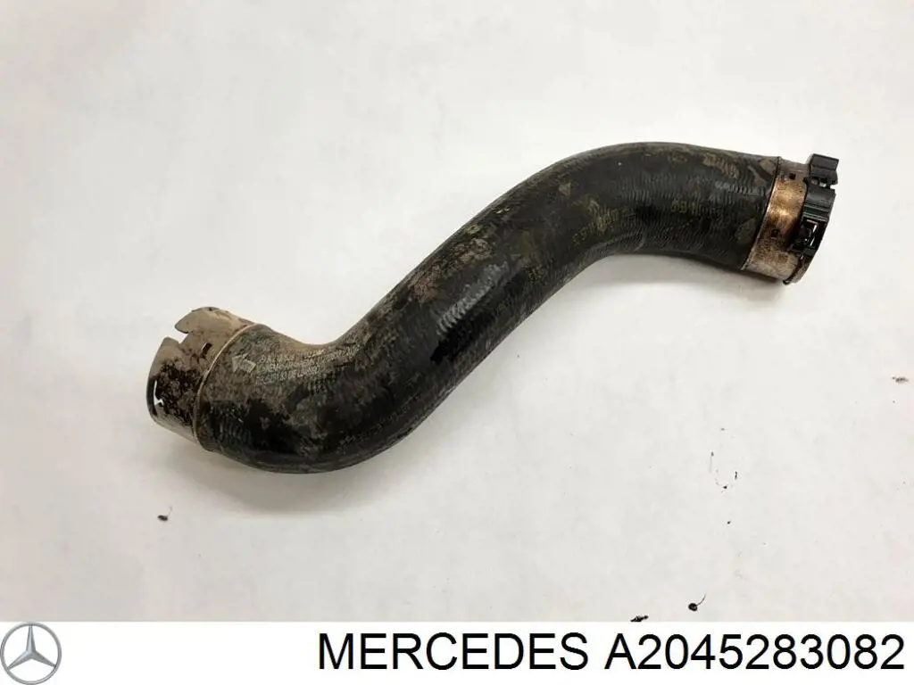 Przewód (króciec) intercoolera Mercedes A2045283082 cena, od 136,34 USD