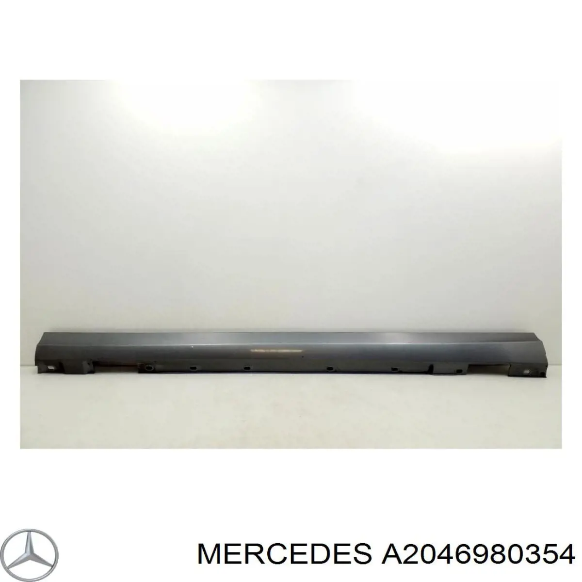 A2046980354 Mercedes Nakładka (listwa ochronna) na próg zewnętrzna lewa