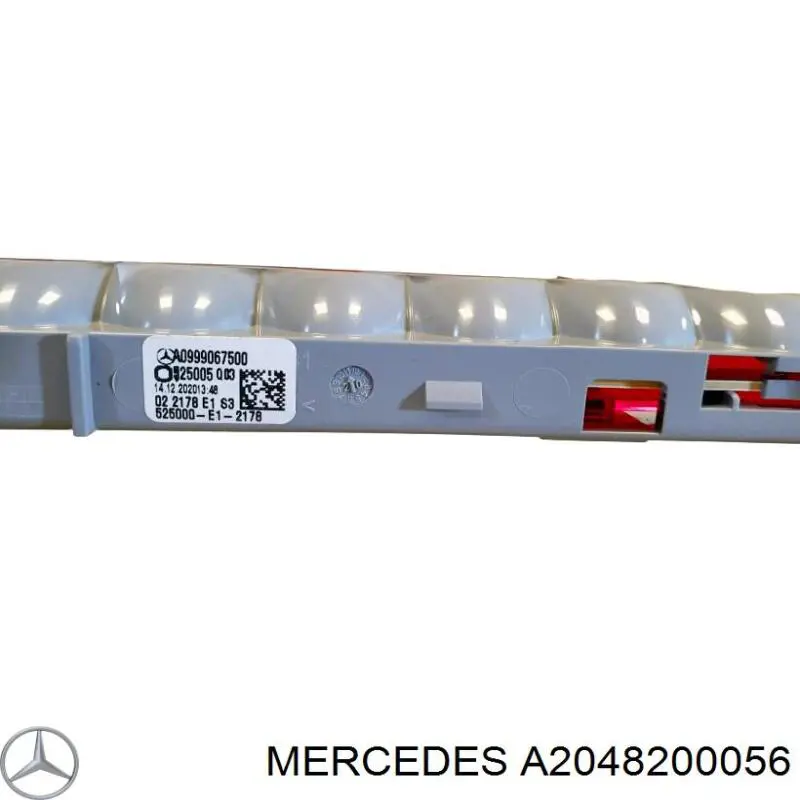 Lampa stop tylna dodatkowa Mercedes A0999066304 cena, od 72,85 USD