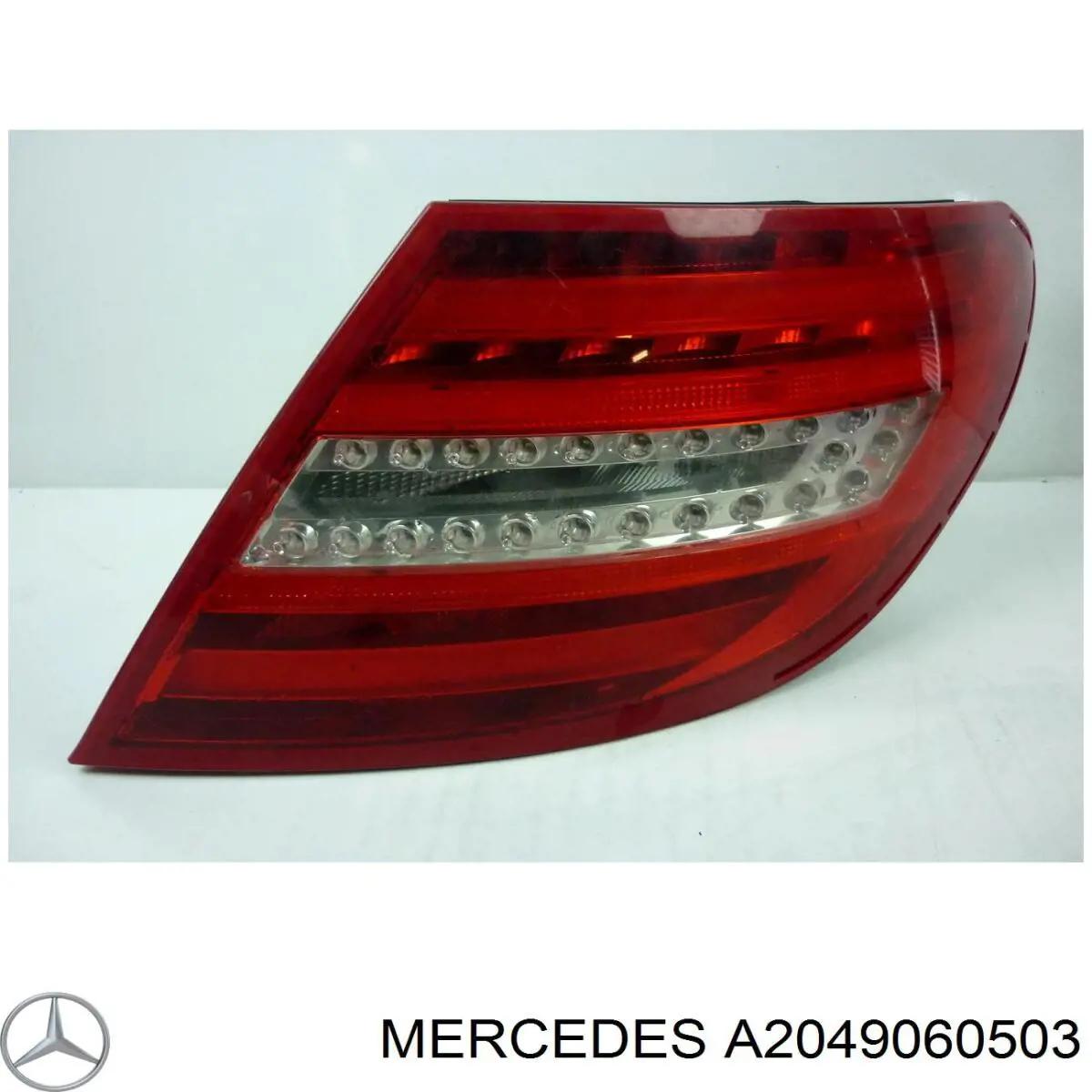Lampa zespolona tylna prawa Mercedes A2049060503 cena, od 62,18 USD