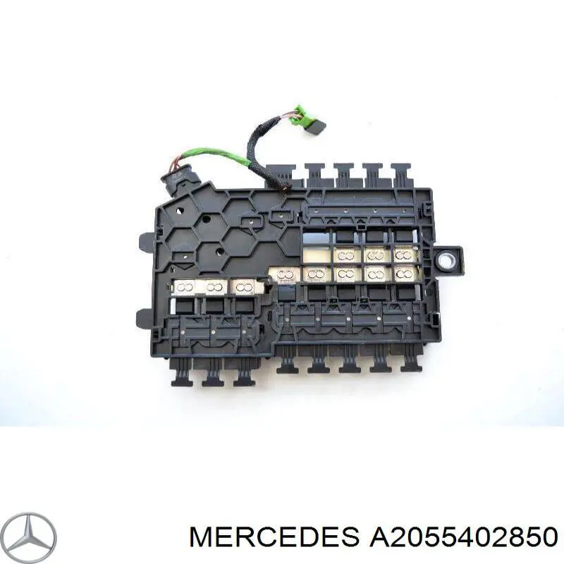 Skrzynka bezpieczników Mercedes A2055402850 cena, od 54,48 USD