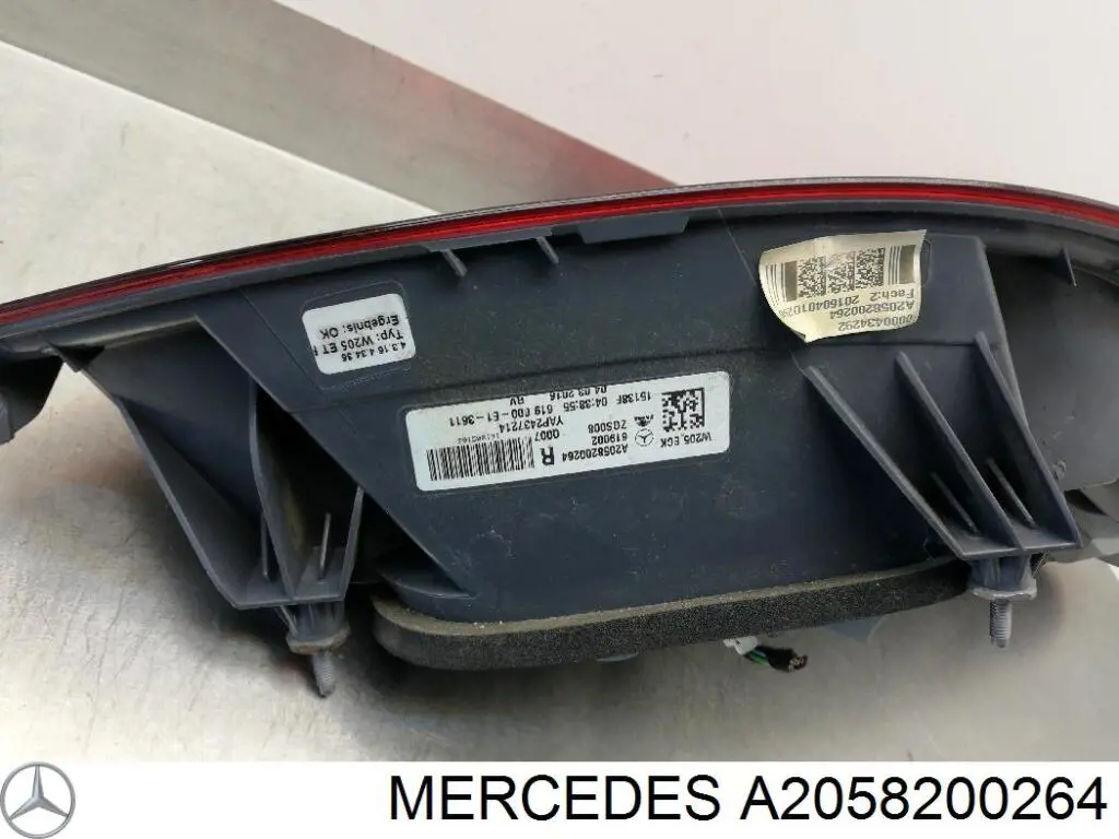 A2058200264 Mercedes Lampa zespolona tylna prawa