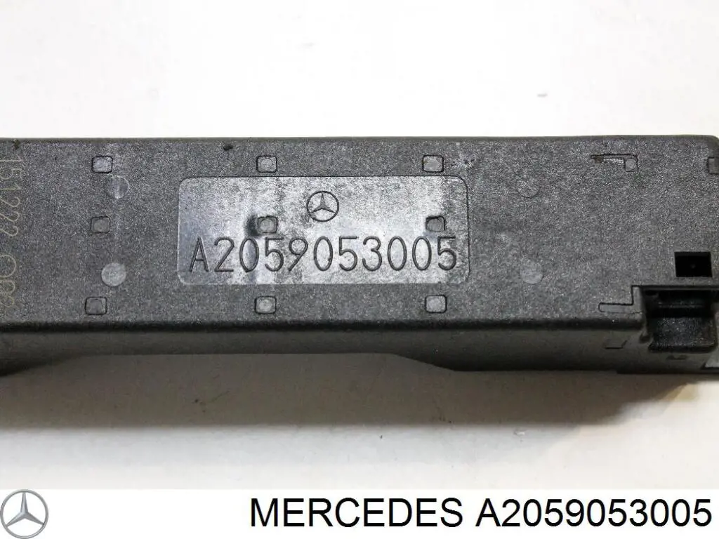 Do koszyka A2059053005 Mercedes Antena KESSY