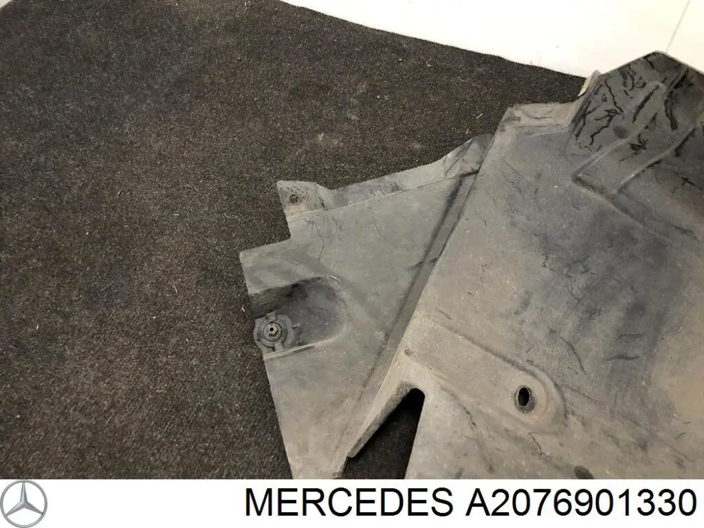 Nadkole błotnika przedniego lewe tylne Mercedes A2076901330 cena, od 45,73 USD