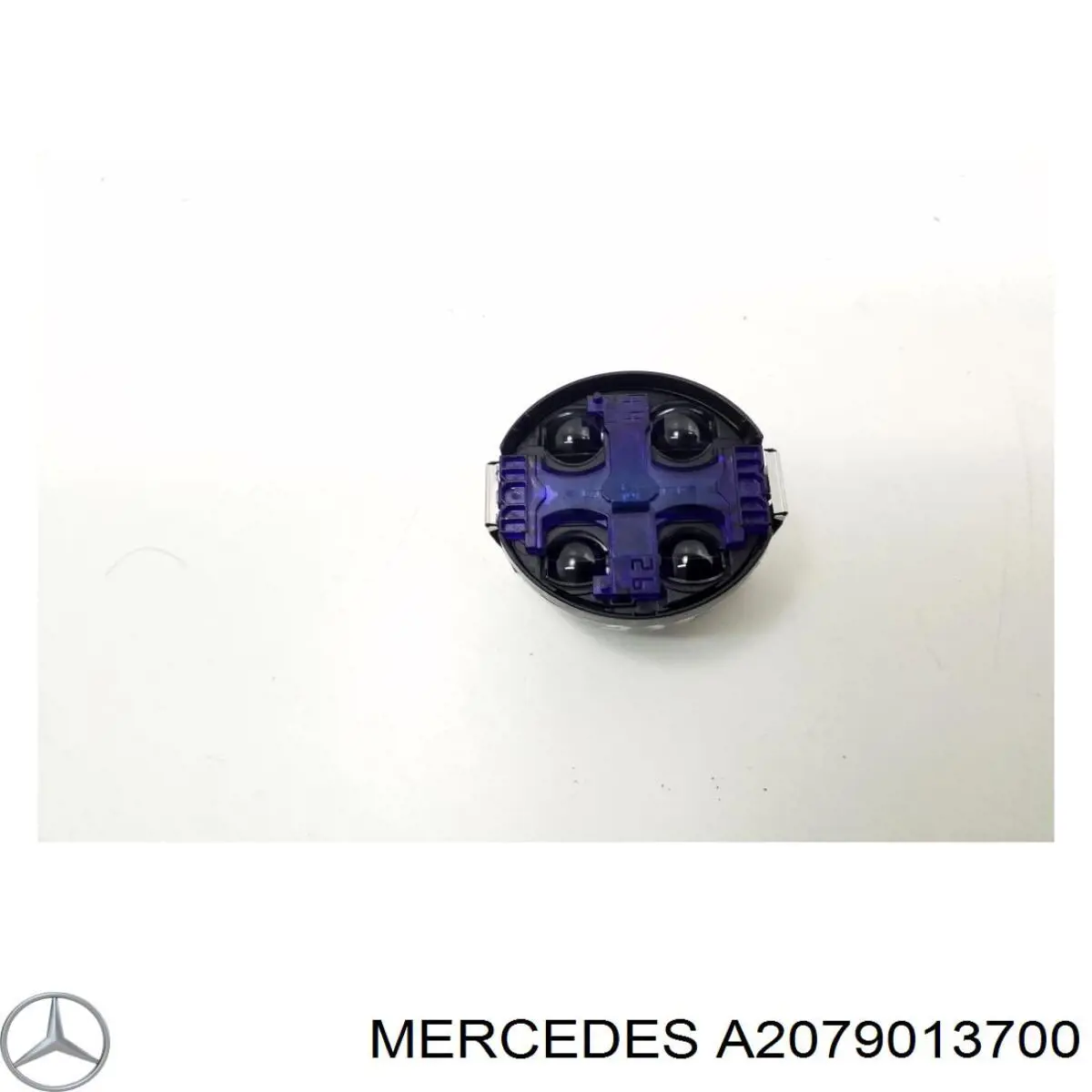  Mercedes A2079013700 cena, od 54,48 USD