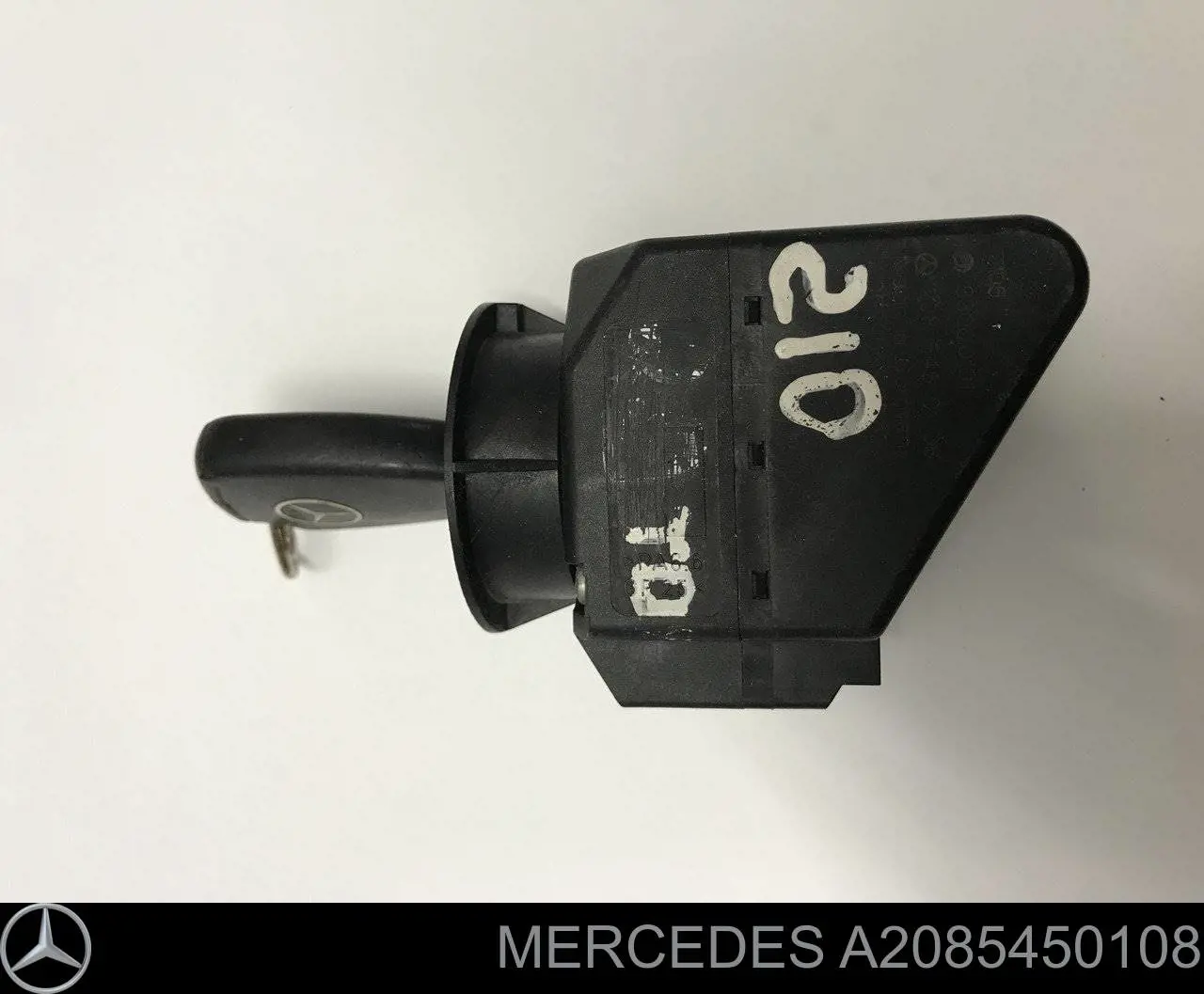Stacyjka zapłonowa Mercedes A2085450108 cena, od 182,17 USD