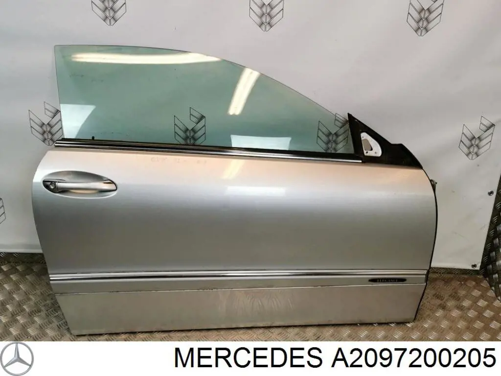  Drzwi przednie prawe Mercedes CLK 