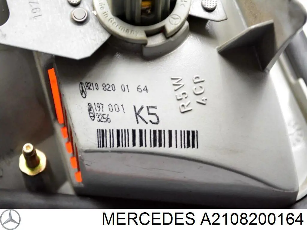 Lampa zespolona tylna lewa zewnętrzna Mercedes A2108200164 cena, od 54,48 USD