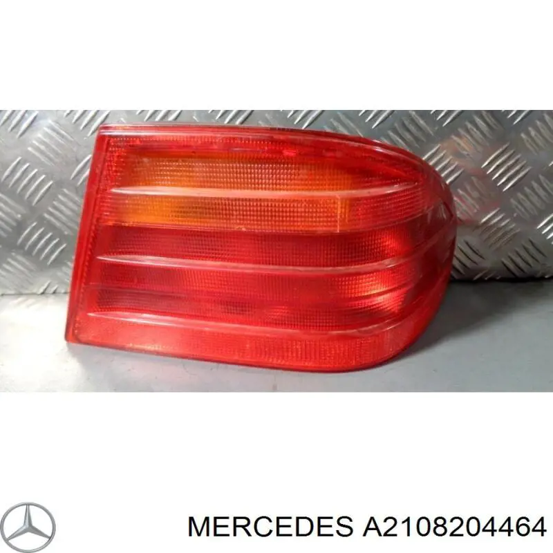 A2108204464 Mercedes Lampa zespolona tylna prawa zewnętrzna