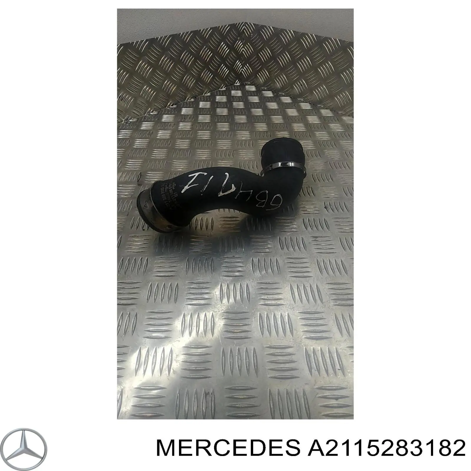 Do koszyka A2115283182 Mercedes Przewód (króciec) intercoolera