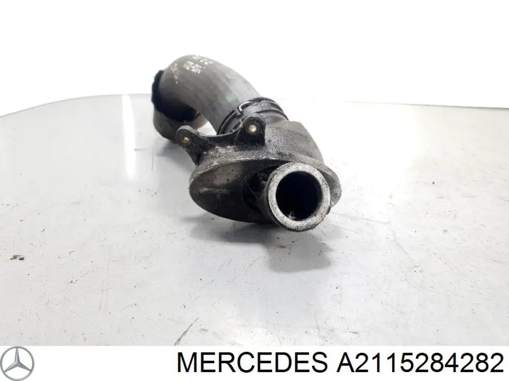 A2115284282 Mercedes Przewód (króciec) intercoolera