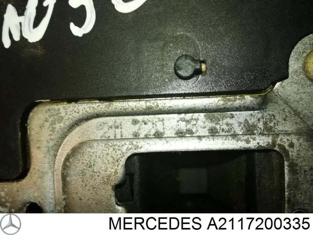Do koszyka A2117200335 Mercedes Zamek drzwi przednich lewych