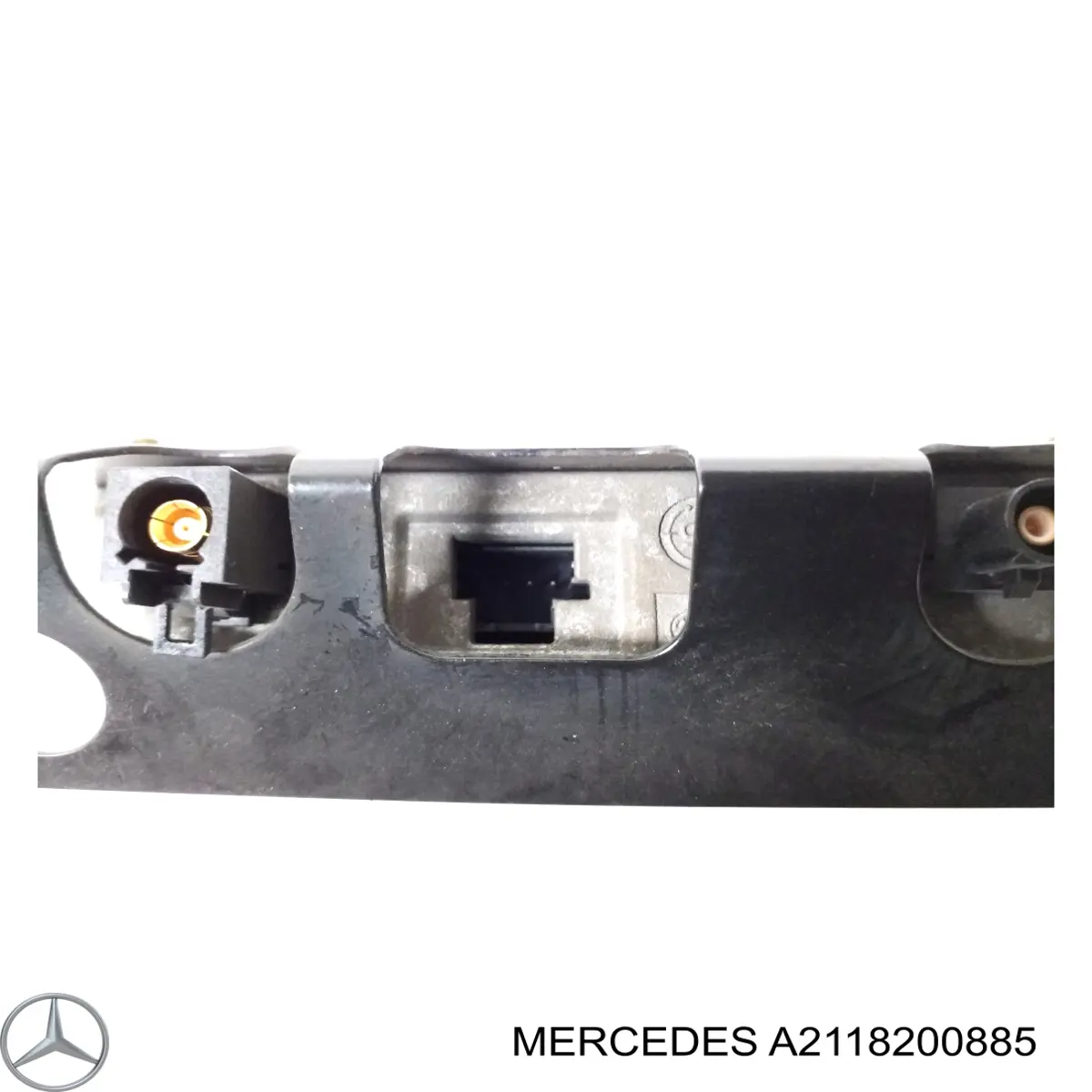 Do koszyka A2118200885 Mercedes Wzmacniacz sygnału anteny
