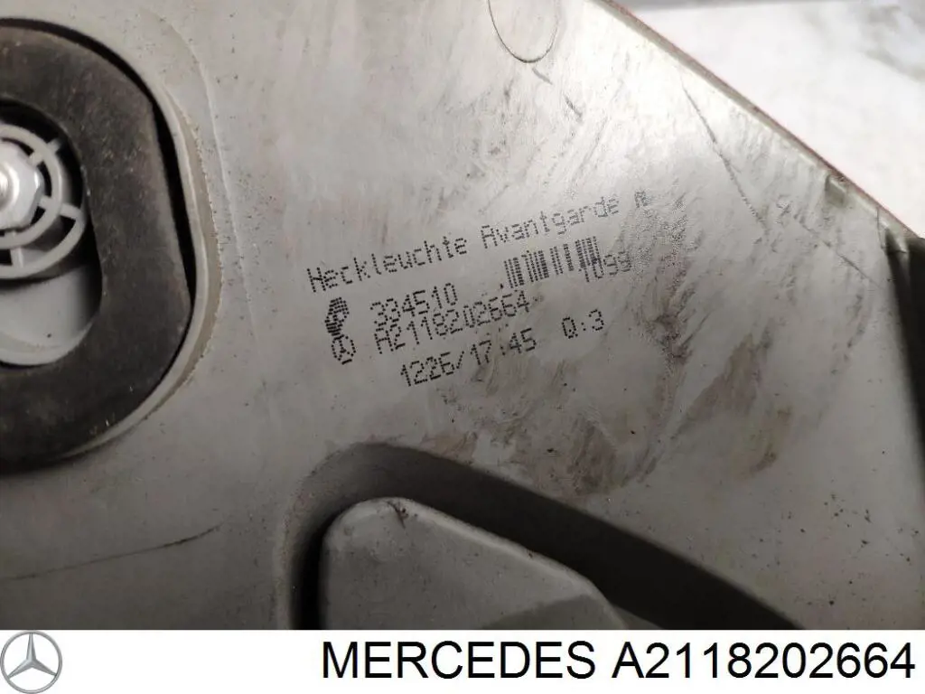 Do koszyka A2118202664 Mercedes Lampa zespolona tylna prawa