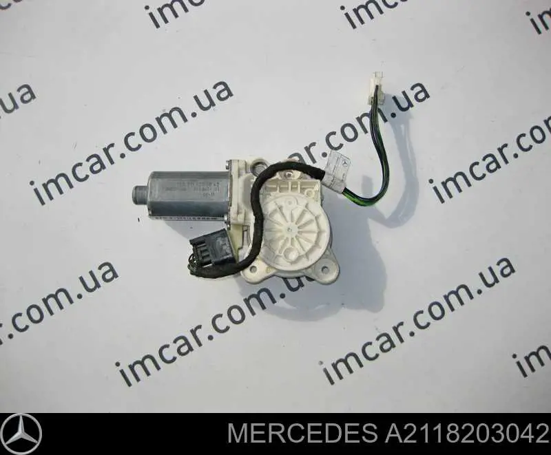 A2118203042 Mercedes Silniczek podnośnika szyby drzwi przednich prawych
