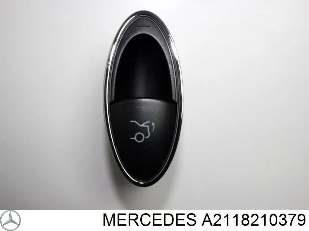 Przycisk klapy bagażnika (3/5 drzwi) w kabinie Mercedes A2118210379