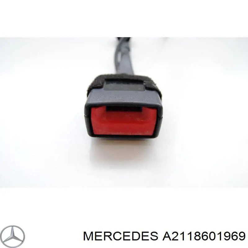 Zapinka pasa bezpieczeństwa przednia Mercedes A2118601969 cena, od 279,22 USD