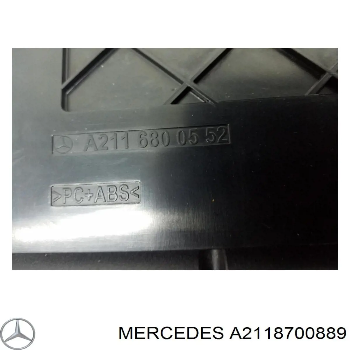 Radioodtwarzacz (radio AM/FM) Mercedes A211870539080 cena, od 74,91 USD