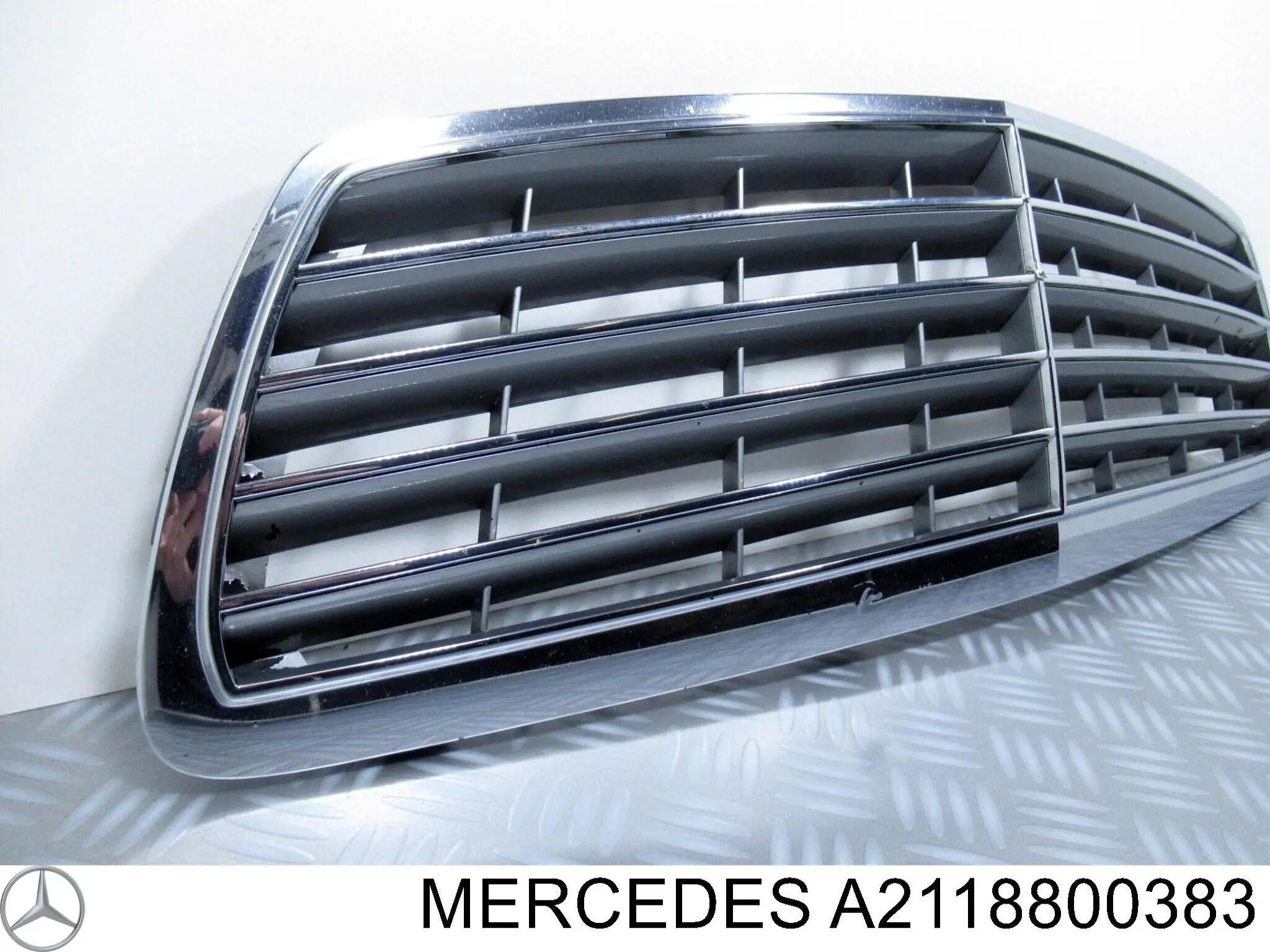 Do koszyka A2118800383 Mercedes Atrapa chłodnicy