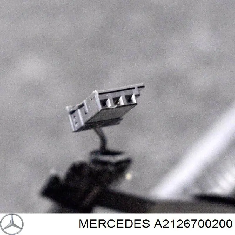 Do koszyka 2126700200 Mercedes Szyba tylna