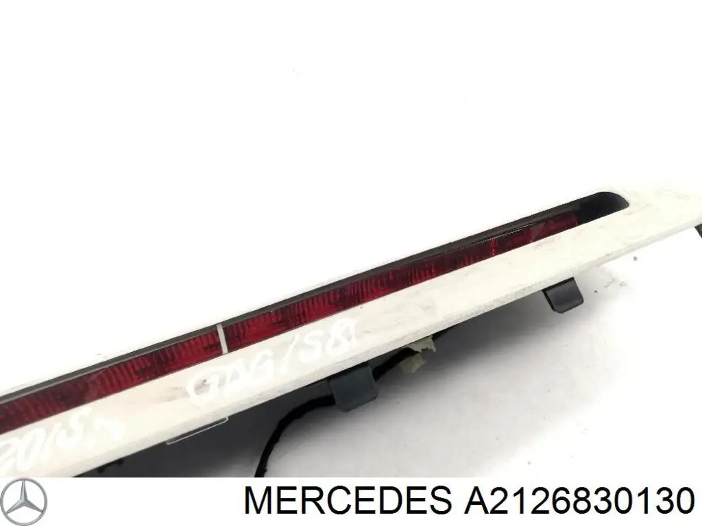 Lampa stop tylna dodatkowa Mercedes E sedana (W212) (2009 - 2016) cena, od 59,69 USD